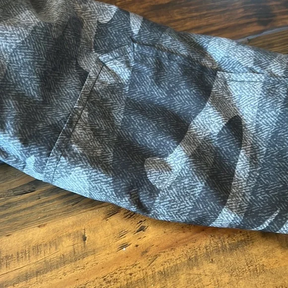 Columbia Boys Snow/Winter Jacket - Picture 13 of 14